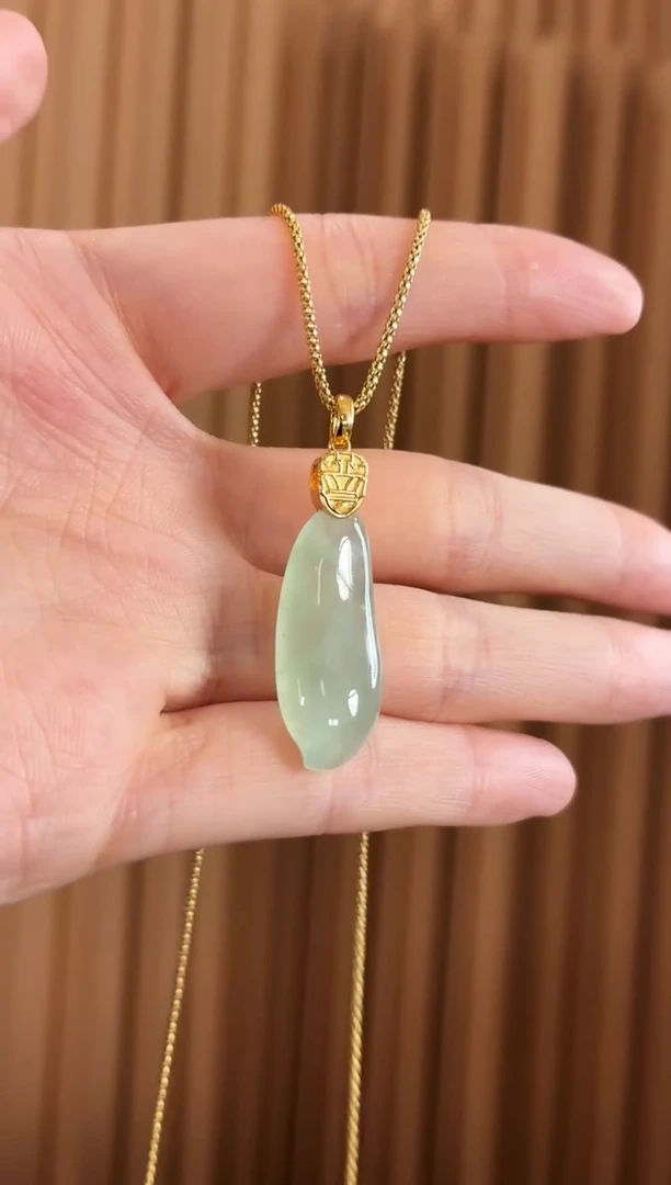 吊坠(不含链)18K金镶嵌翡翠吊坠