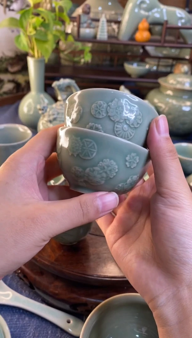 TS040 若见秘色 绣球杯2只微瑕