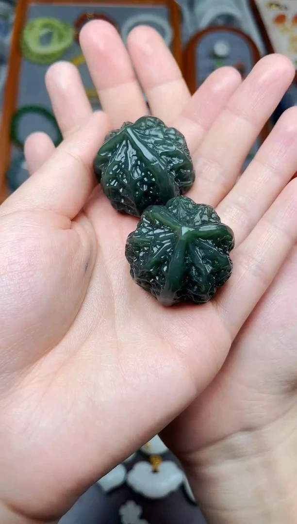 未镶嵌和田玉把件核桃一对06