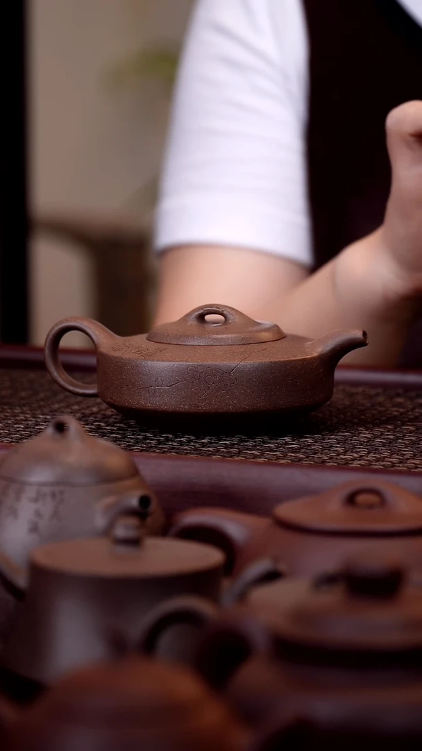 茶壶紫砂哇哇哇哇