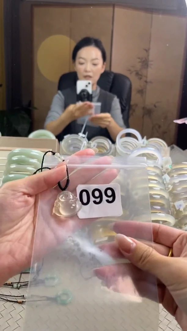 手镯玛瑙/玉髓未镶嵌?**壹099
