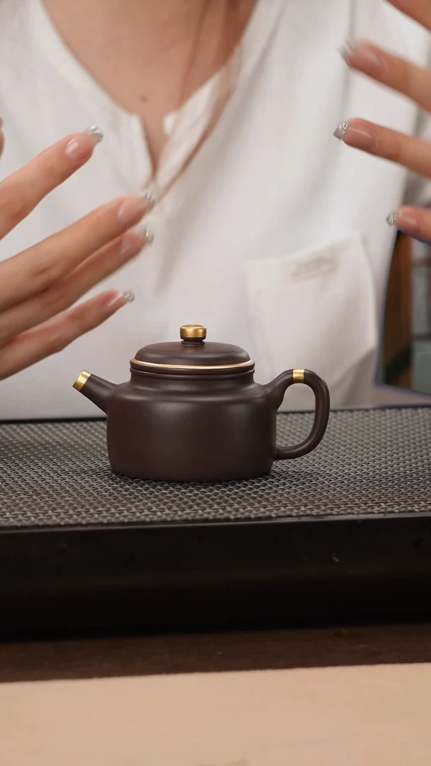 茶壶紫砂四号井茄皮紫泥描金德钟120cc
