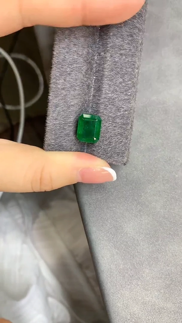 裸石祖母绿祖母绿裸石4.73ct