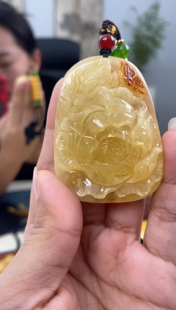 【闪购商品】琥珀裸石未镶嵌天然琥珀蜜蜡蝶恋花