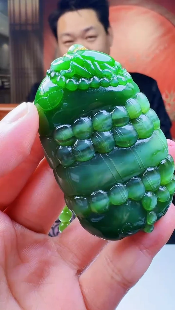 定制和田玉玉雕臻品馆天然和田玉（拍一发一）