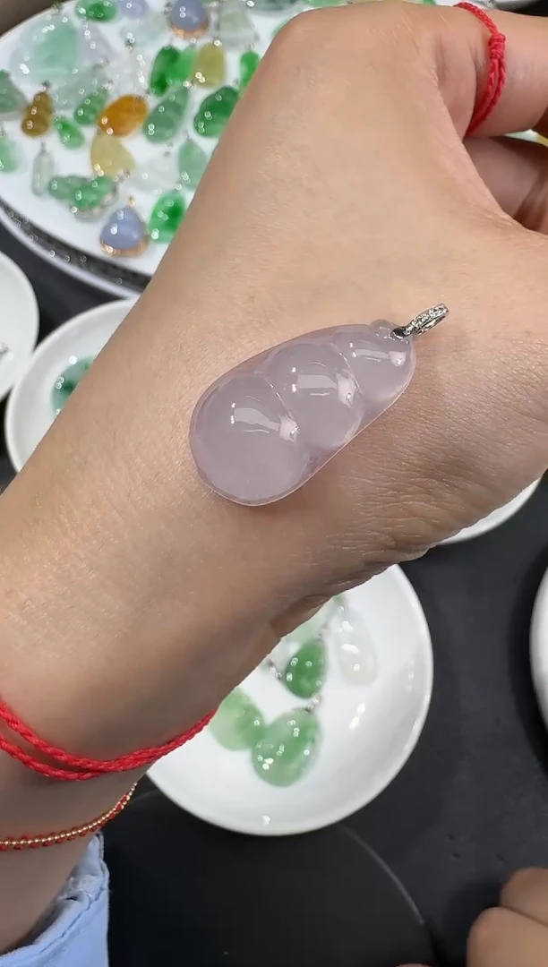 翡翠18K金镶嵌颈饰H0530-S1501-109