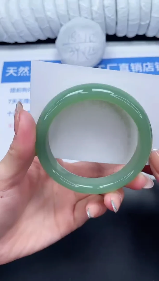 未镶嵌手镯石英质玉24-60BQ