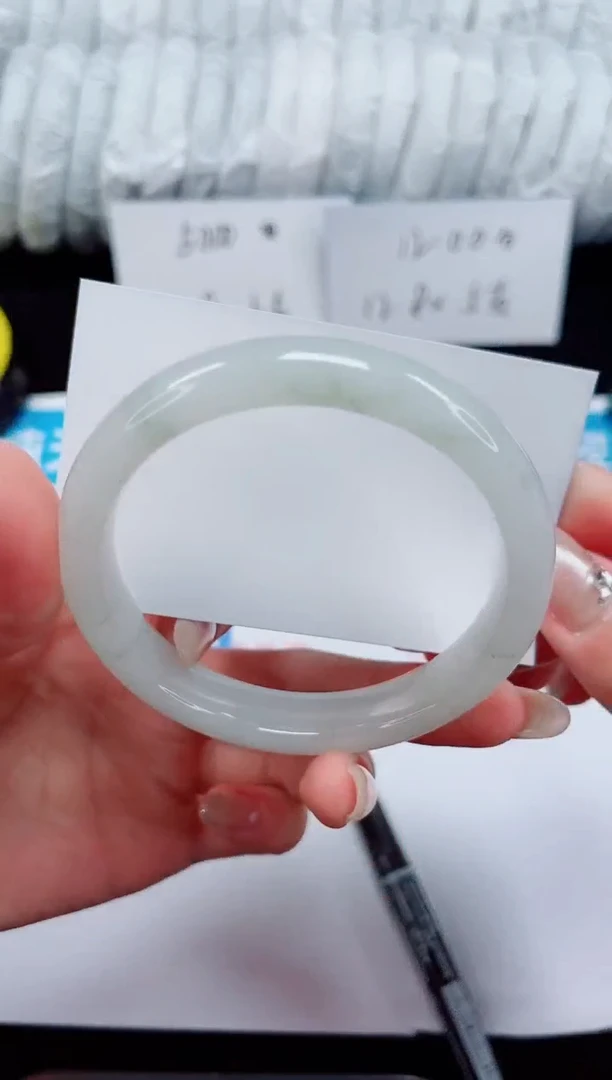 未镶嵌手镯石英质玉56-60/61