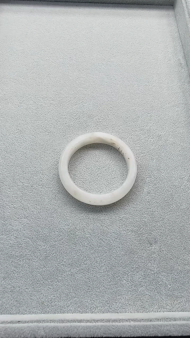 和田玉手镯未镶嵌817圈口51