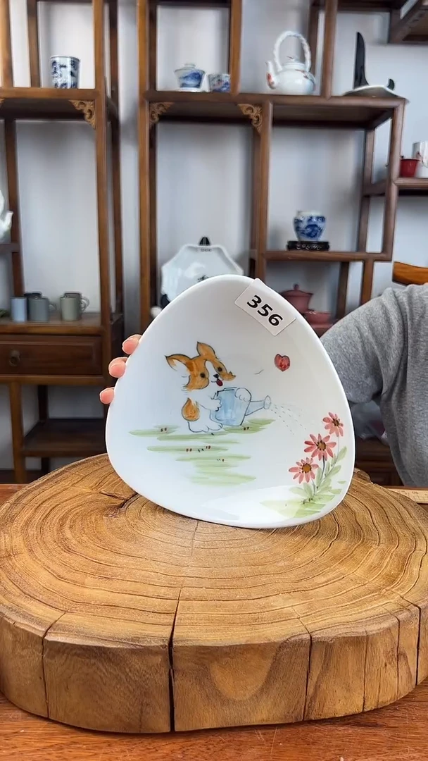 瓷片景德镇手绘（食品级）三角盘356