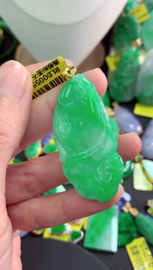 吊坠(不含链)18K金镶嵌翡翠天然缅甸翡翠A货