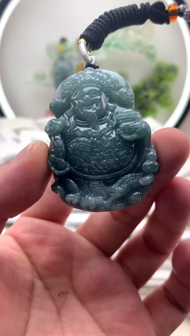 颈饰未镶嵌翡翠财神