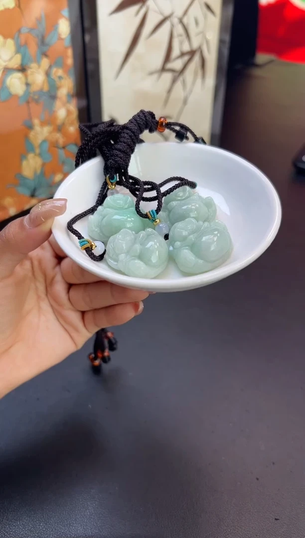 颈饰未镶嵌翡翠佛公W356-25092506A多样性发一