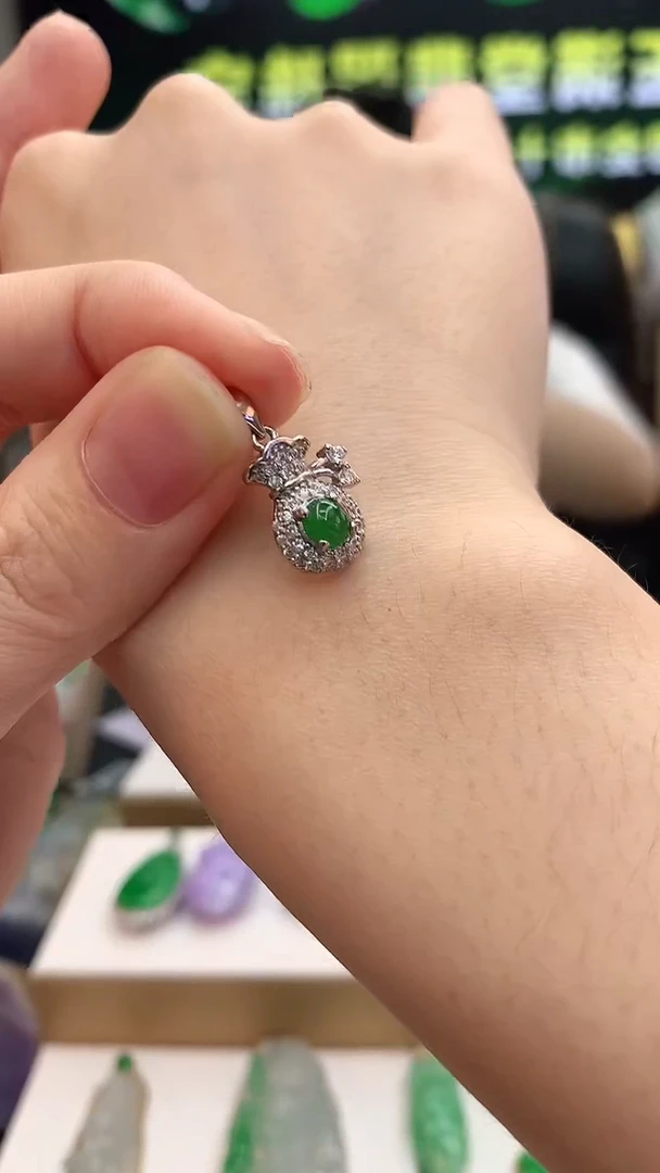 【闪购商品】翡翠耳饰未镶嵌赠礼盒证书  敏