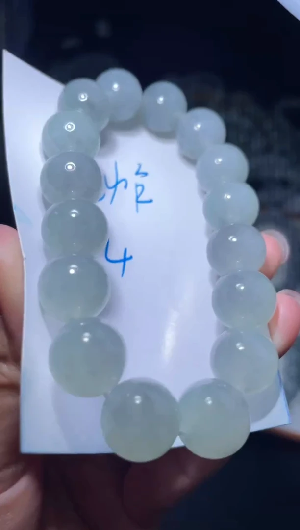 定制翡翠未镶嵌天然缅甸A货翡翠手串4