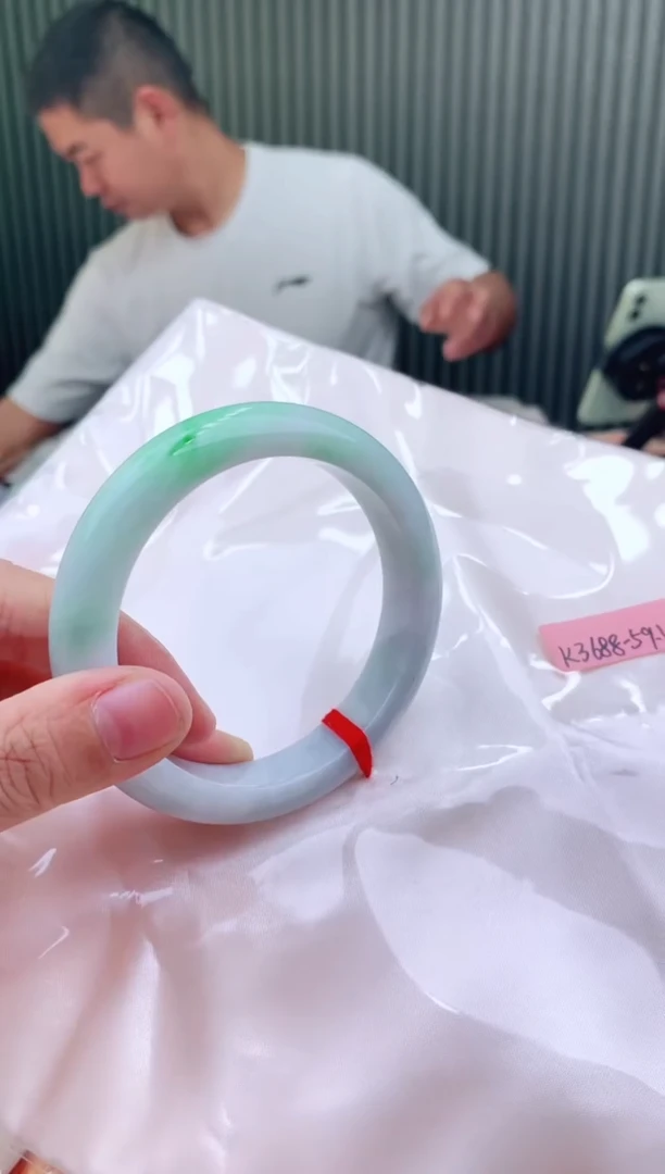 未镶嵌手镯翡翠59