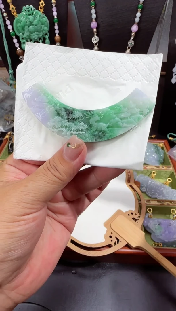 定制翡翠未镶嵌拍照