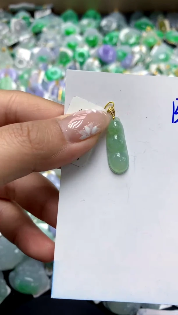 【闪购商品】翡翠颈饰18K金镶嵌111111111111111111