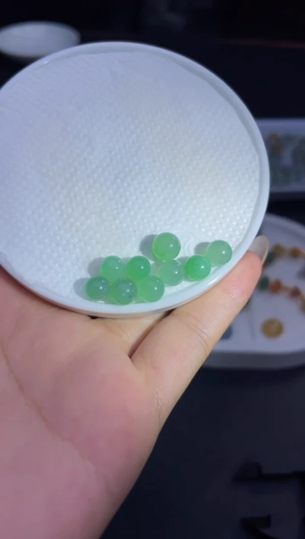 未镶嵌定制翡翠1