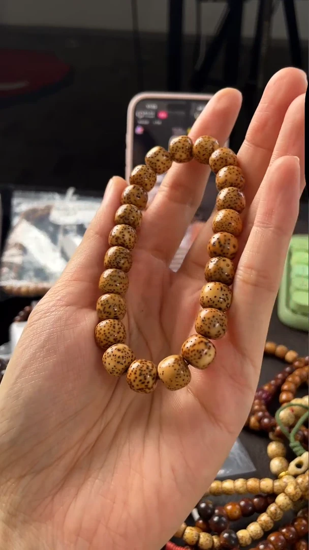 星月菩提手串精工级浅珀金桶珠10*9手串