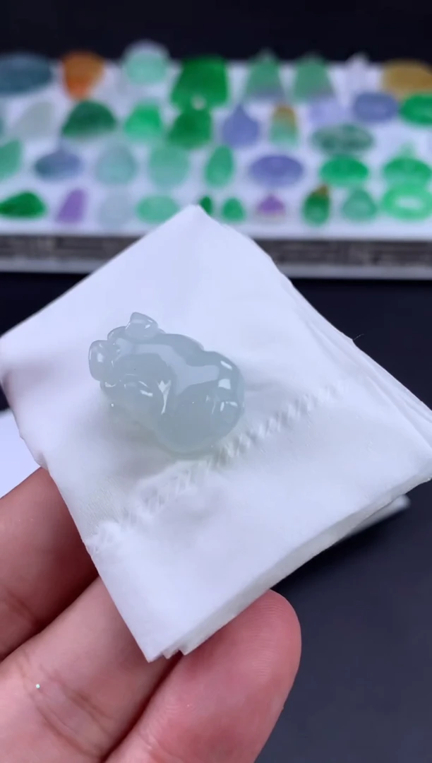 未镶嵌定制翡翠翡翠