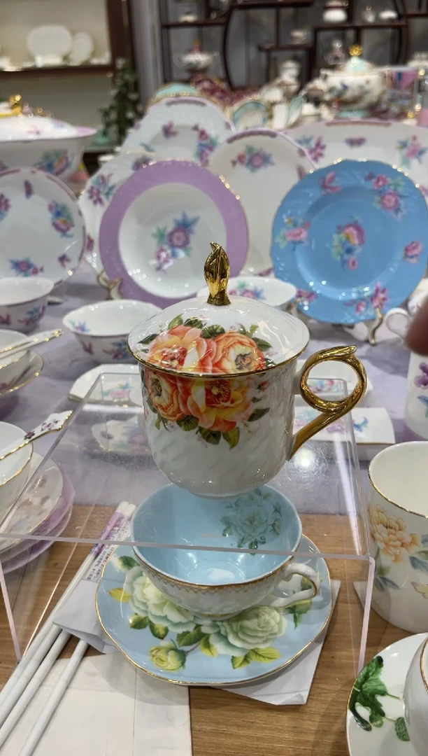 36%以上骨粉骨瓷盖杯