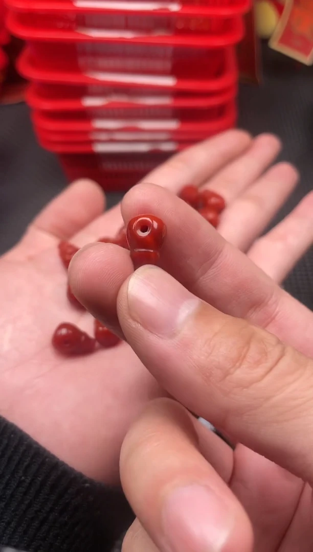 【闪购商品】南红玛瑙单珠未镶嵌12号柿子红卡8*13三通一颗