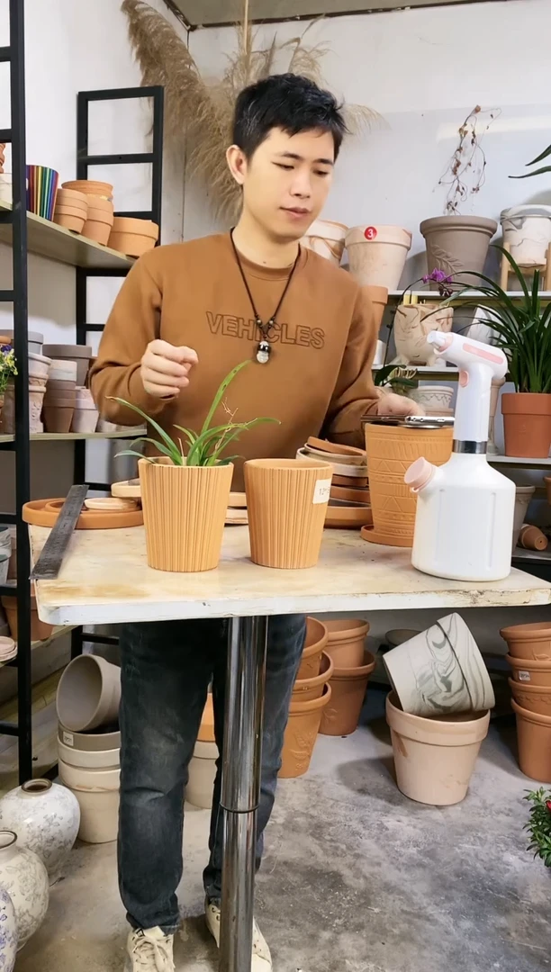 【闪购商品】红陶12*13红陶竖纹 2盆无托