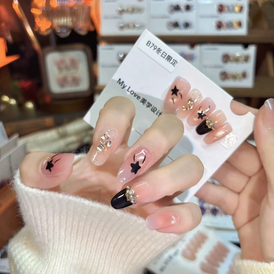 B79【冬日限定】新年款纯手工秋冬显白气质穿戴甲