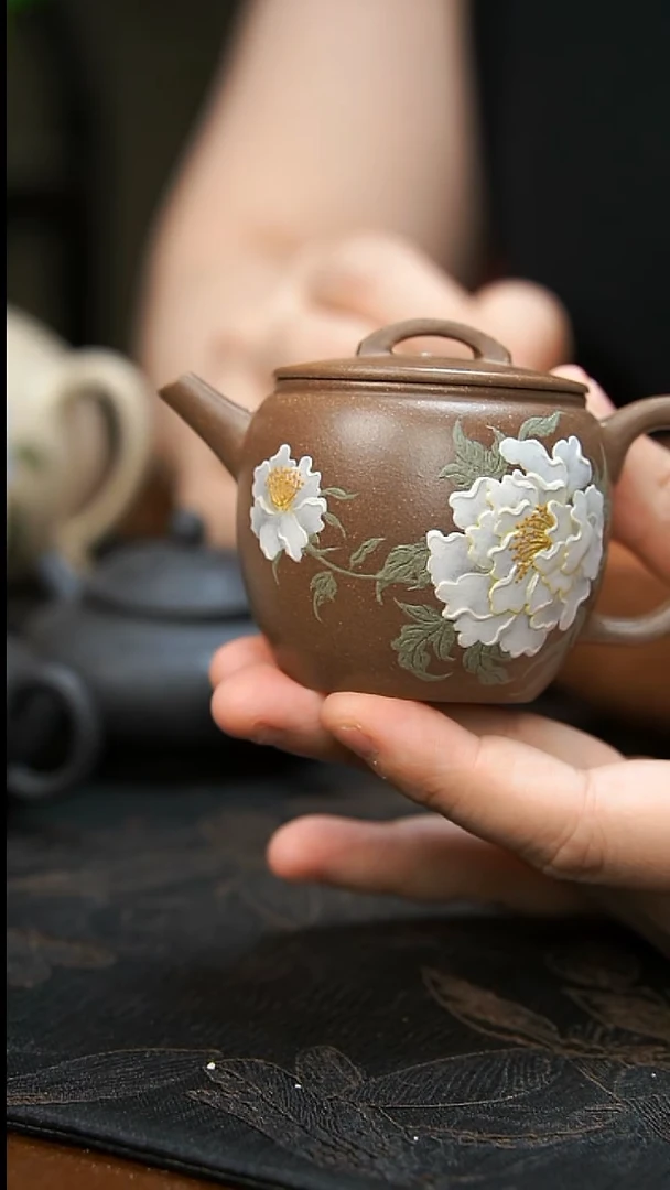 茶壶紫砂牡丹汉瓦壶