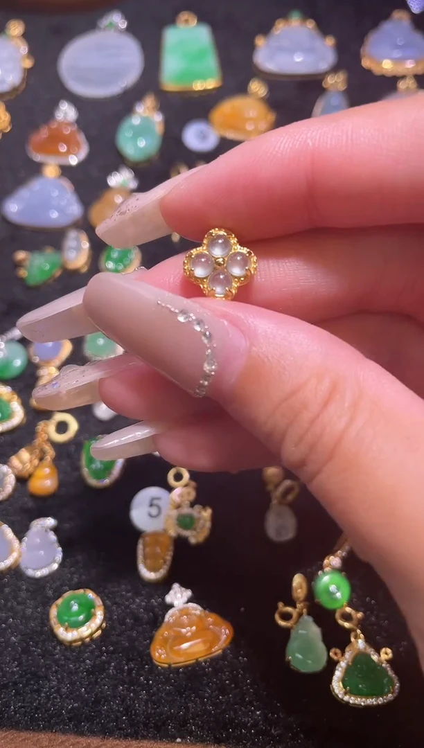 颈饰银S925镶嵌翡翠天然a货翡翠