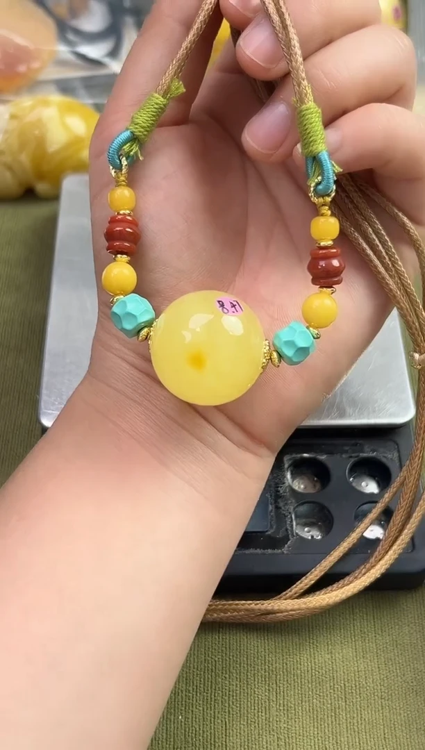 裸石琥珀未镶嵌琥珀蜜蜡吊坠