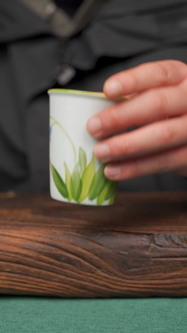 【闪购商品】瓷片25景德镇杯釉下手工手绘瓷器