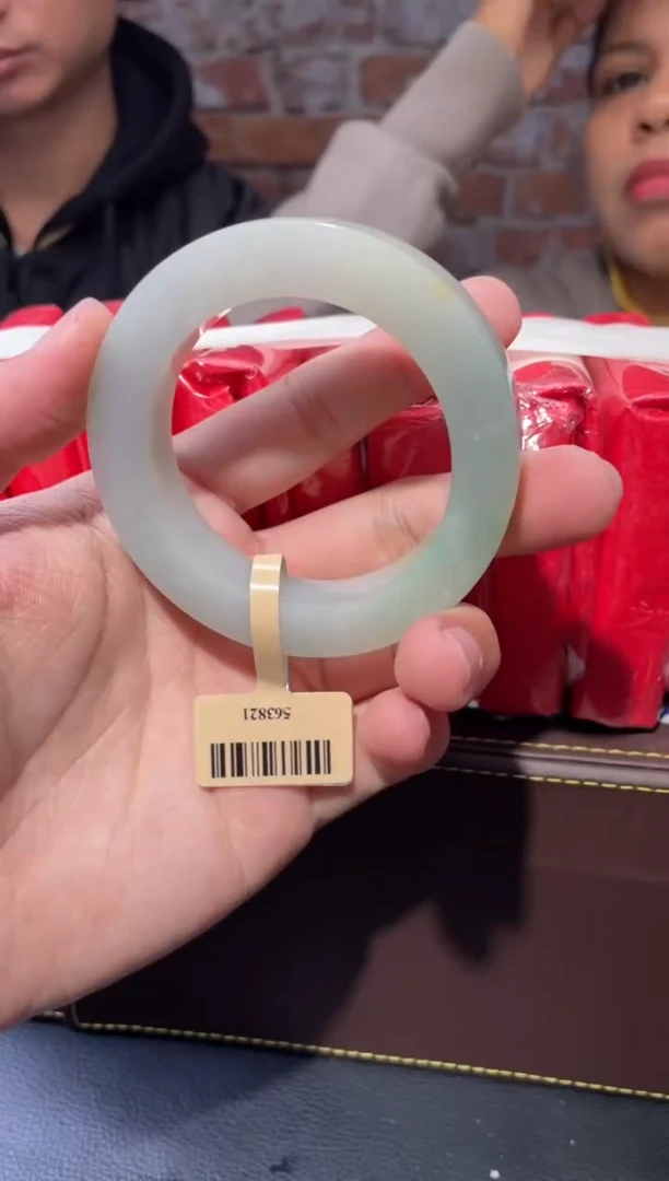 【闪购商品】定制翡翠手镯未镶嵌发一件/DDI02344