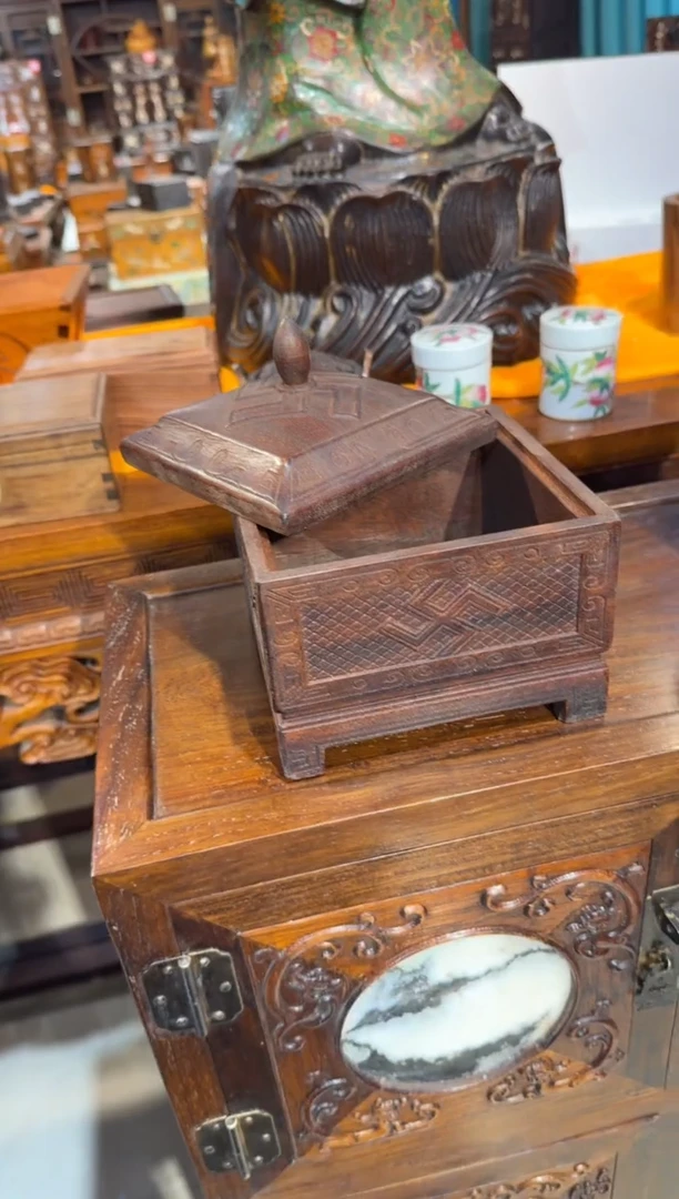 木盖盒180.8888888