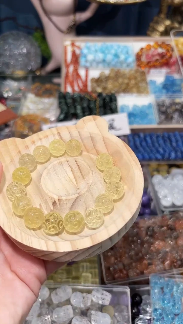 【闪购商品】水晶手串未镶嵌黄水晶回纹珠一颗约卡11