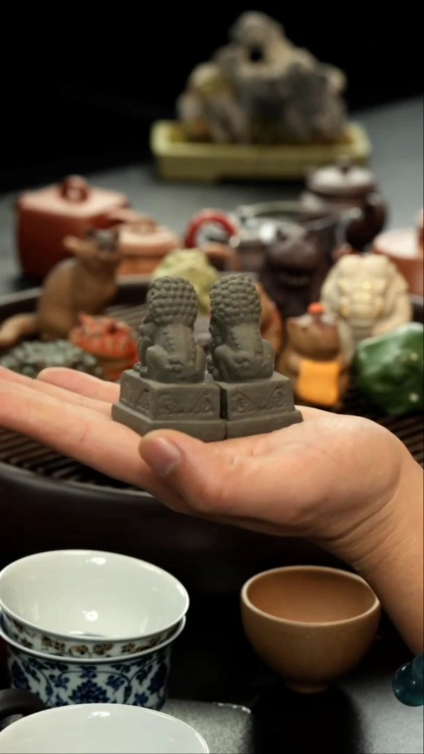 茶壶紫砂鹏一对 狮子  紫砂茶宠