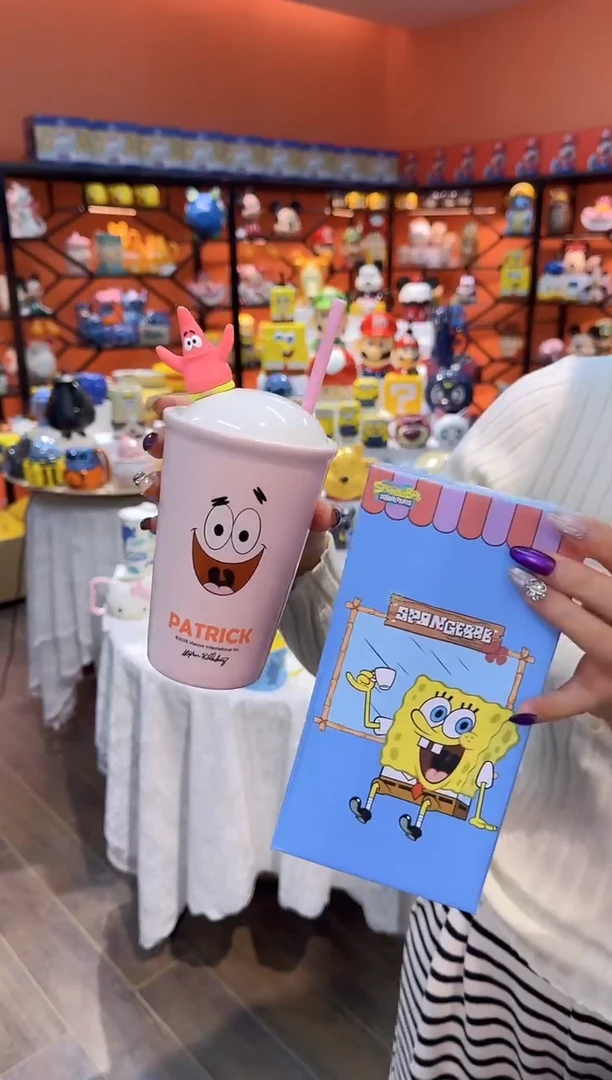 瓷片 @@派大星粉色陶瓷带盖吸管杯