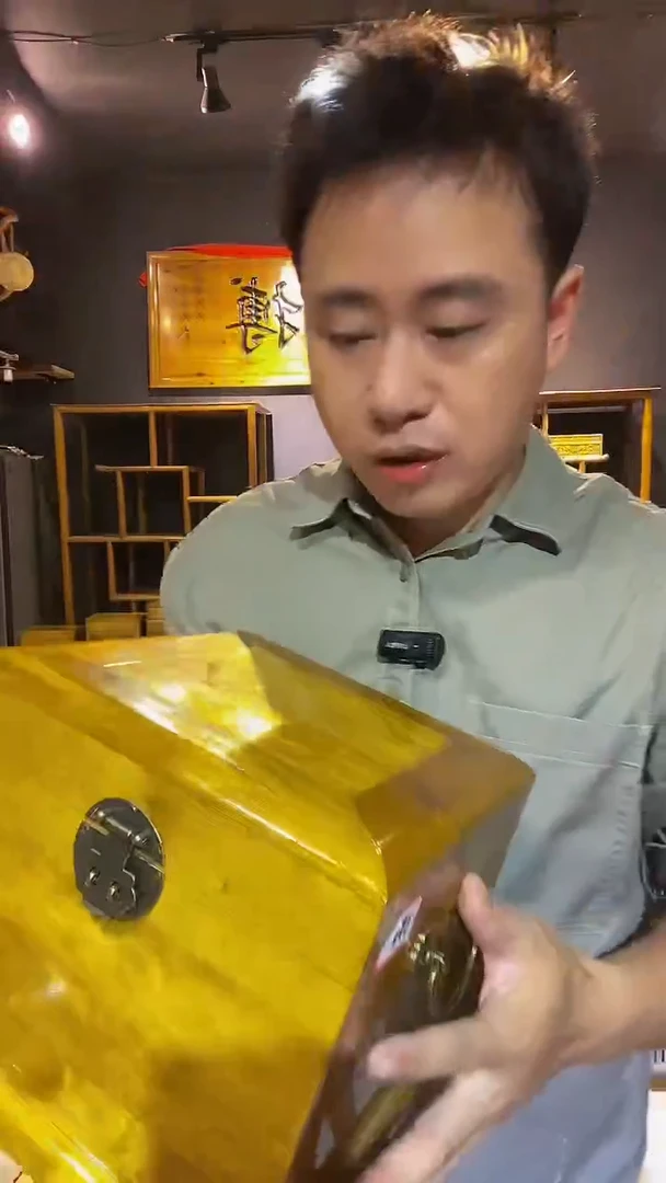 木金丝楠木制品箱子23*23*20