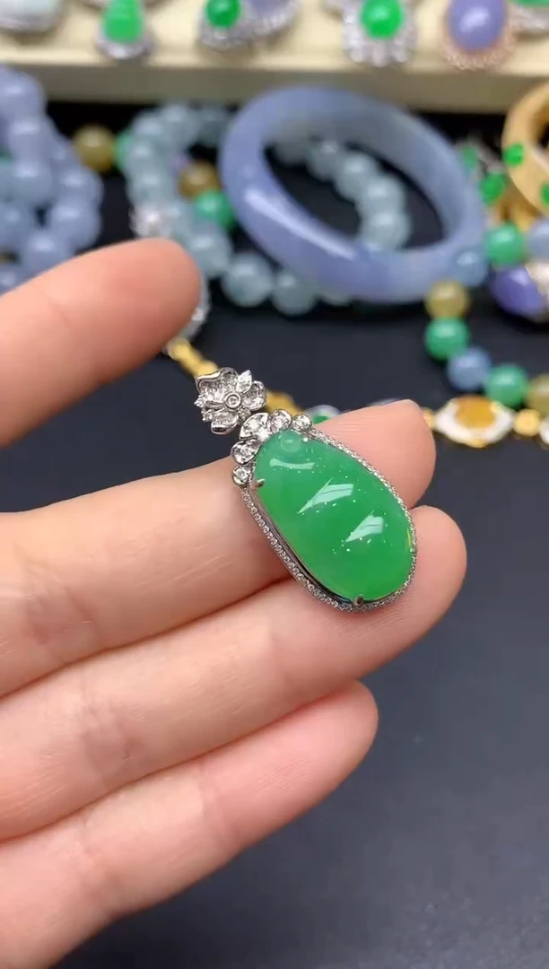 颈饰18K金镶嵌翡翠278-雪姐翡翠天天见