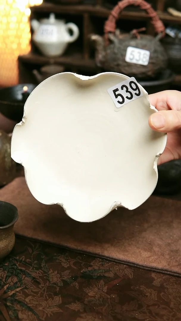 紫砂全手工白色粉引（有雨漏）壶承