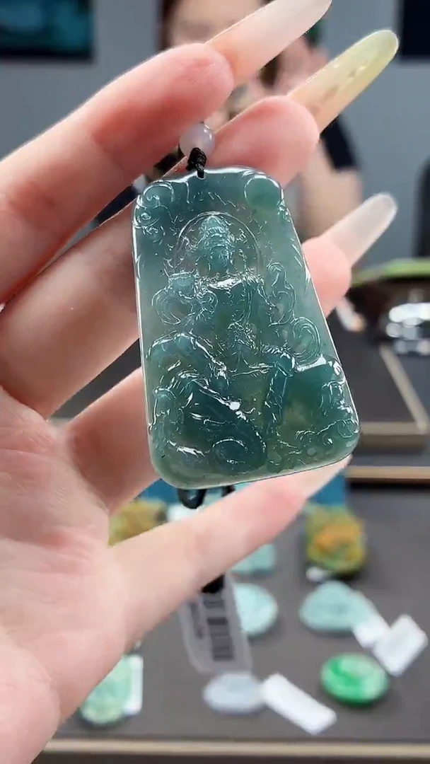 翡翠未镶嵌颈饰DLZ25081346