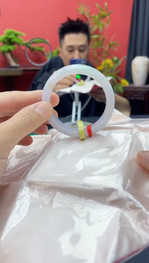 未镶嵌手镯翡翠2