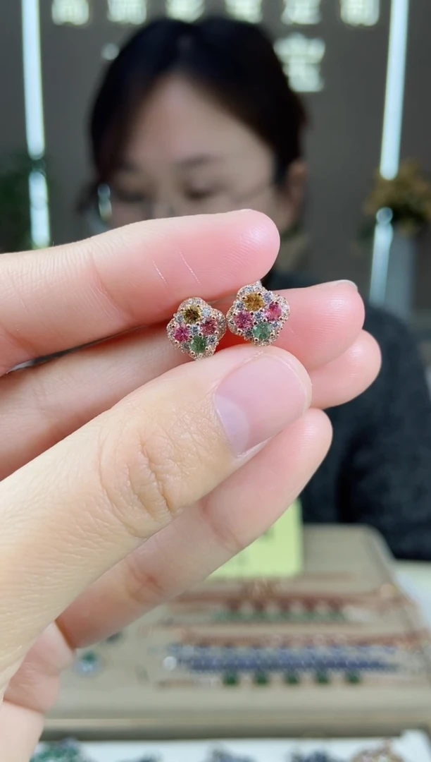 【闪购商品】碧玺耳饰银S925镶嵌耳饰