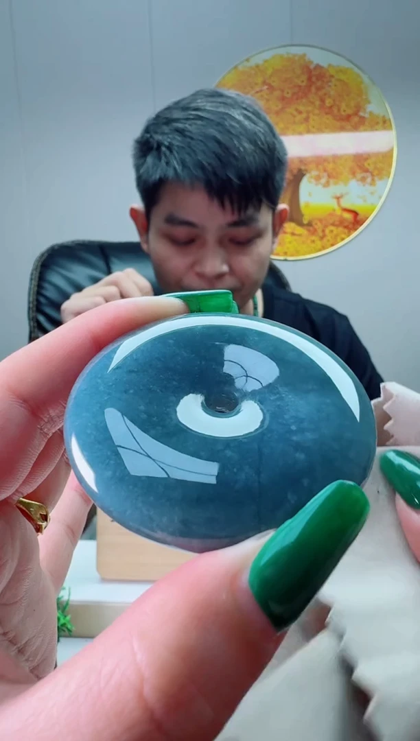 翡翠未镶嵌颈饰多样性随机发其一