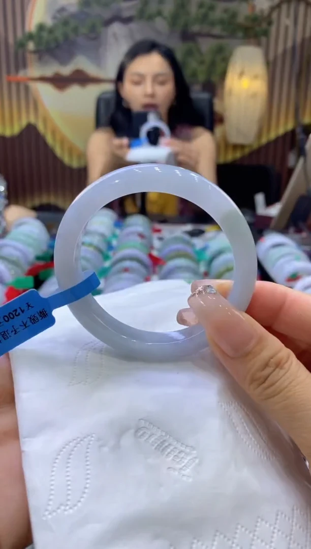 翡翠手镯未镶嵌0000104