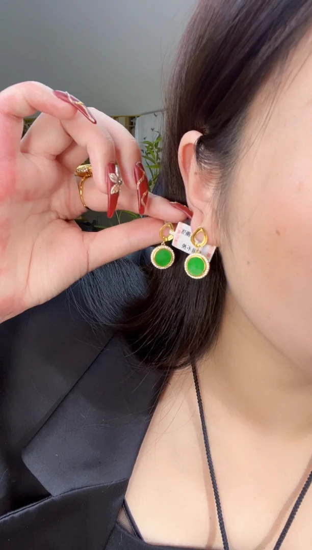 【闪购商品】翡翠耳饰银S925镀金镶嵌天然缅甸翡翠A货耳钉