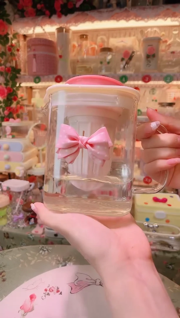 摆件开播福利数量不多，快抢！蝴蝶结水壶