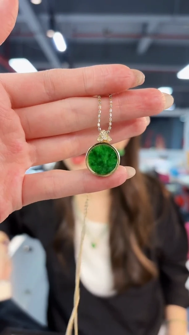 【闪购商品】翡翠吊坠(不含链)未镶嵌30 缅料A货/支持复检/一件