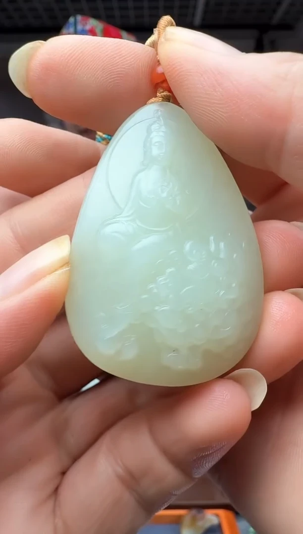 和田玉未镶嵌吊坠(不含链)吊坠